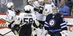 Game 4: Penguins Fall to Jets 4-2